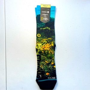 Stance Mens Socks 
Performance 
MID CUSHION
NATIONAL
Mens 9-13